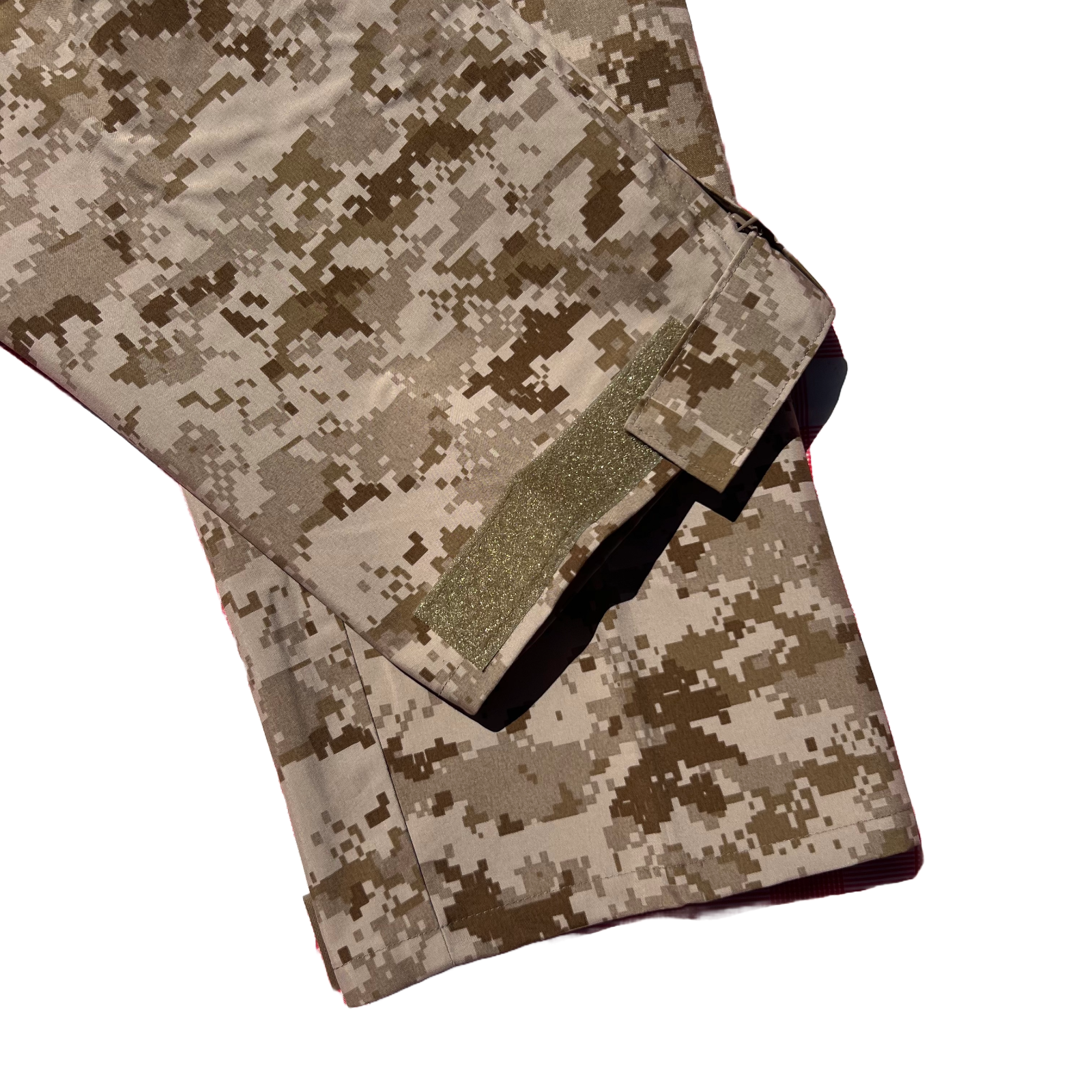 NEW US NAVY NWU Type II  AOR1 desert Goretex pants size LR  Large Regular