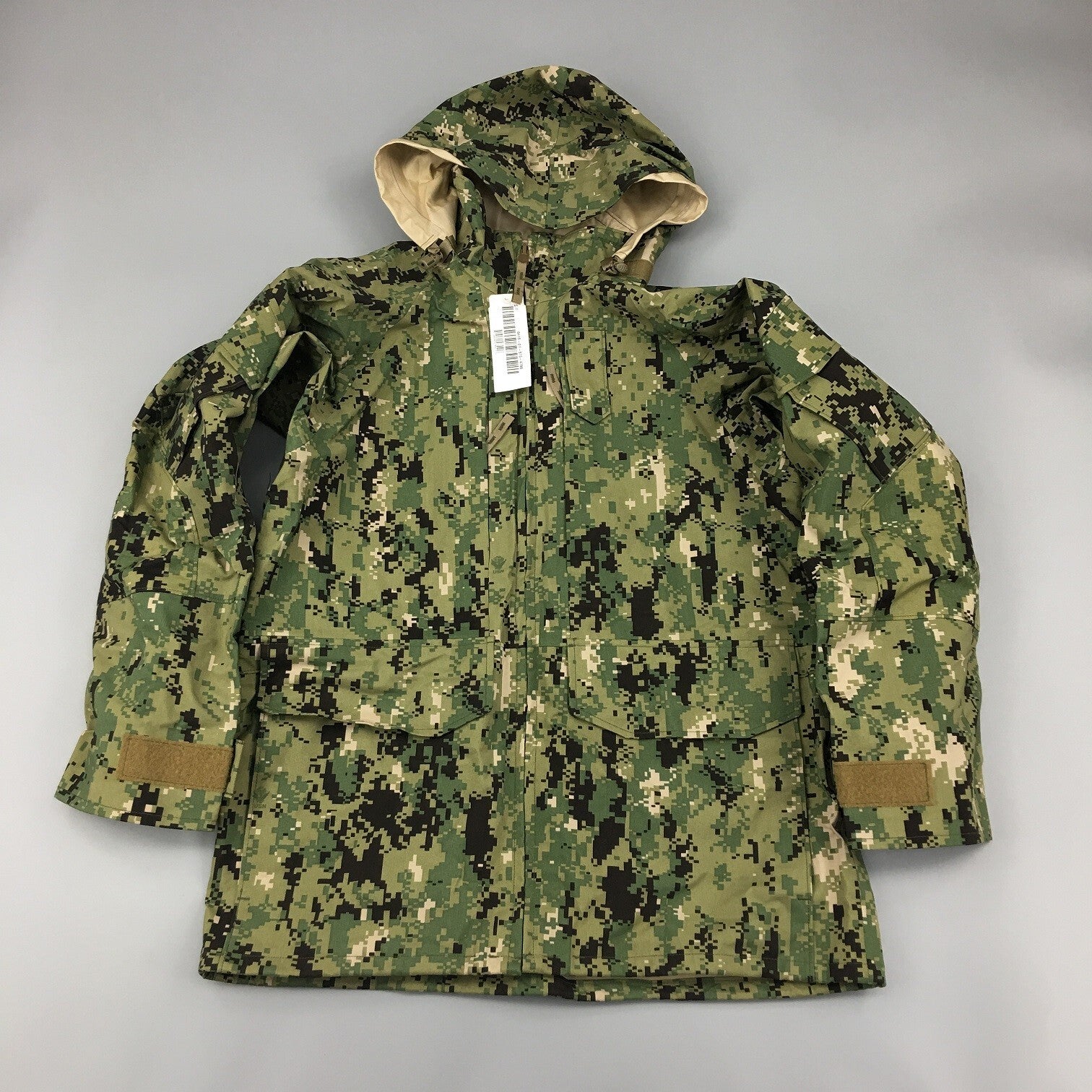 NEW US NAVY NWU Type III  AOR2 Woodland Gore-tex parka jacket size LR