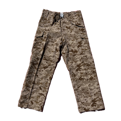 NEW US NAVY NWU Type II  AOR1 desert Goretex pants size LR  Large Regular