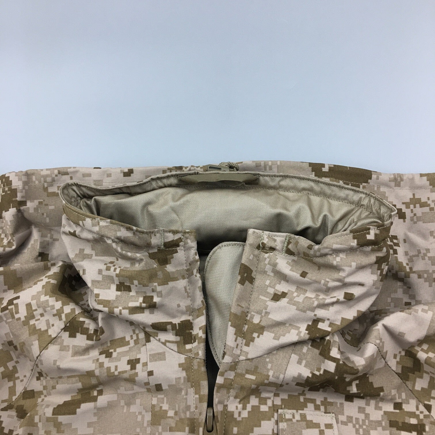 NEW US NAVY NWU Type II  AOR1 desert Goretex parka size XLR  X Large Regular