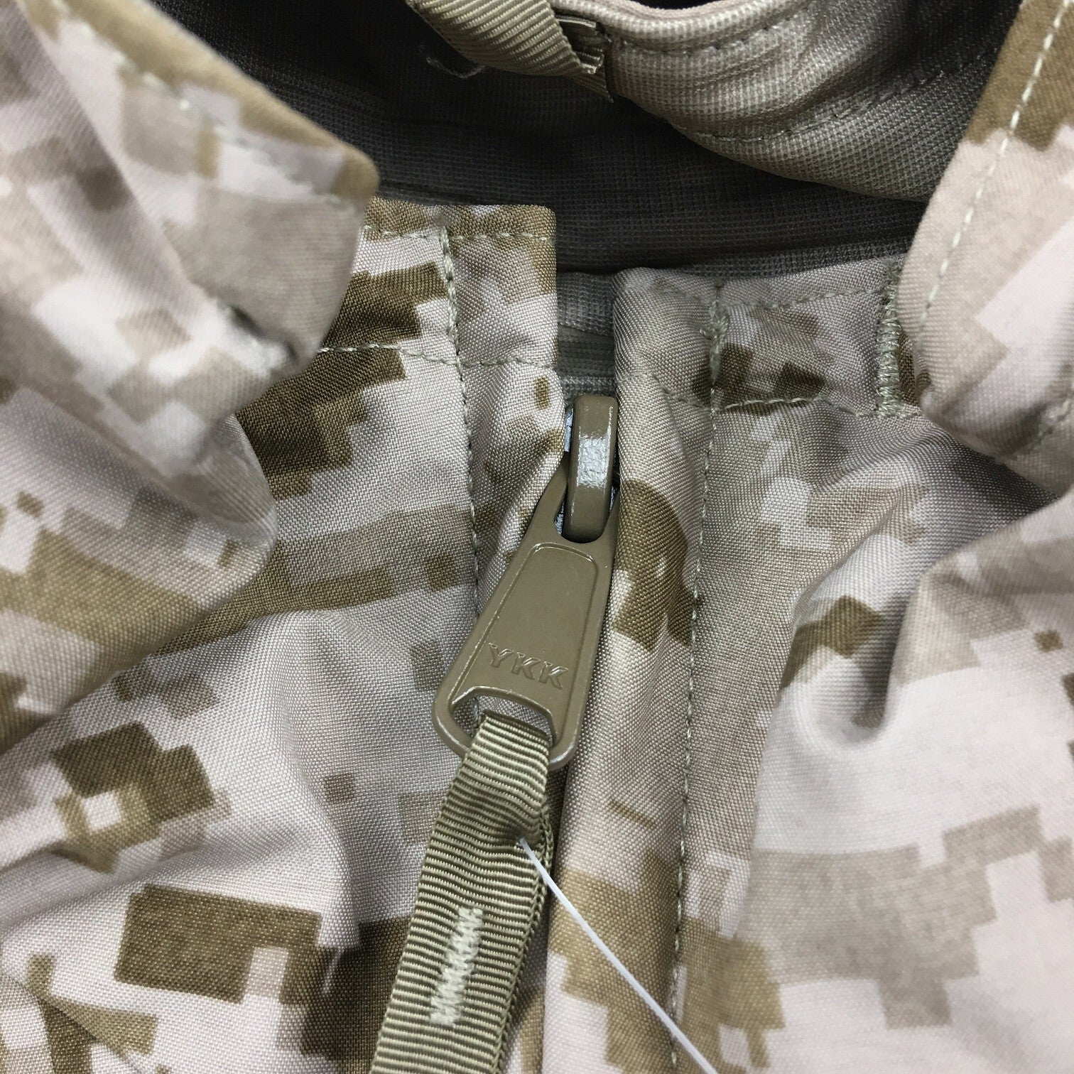 NEW US NAVY NWU Type II  AOR1 desert Goretex parka size XLR  X Large Regular