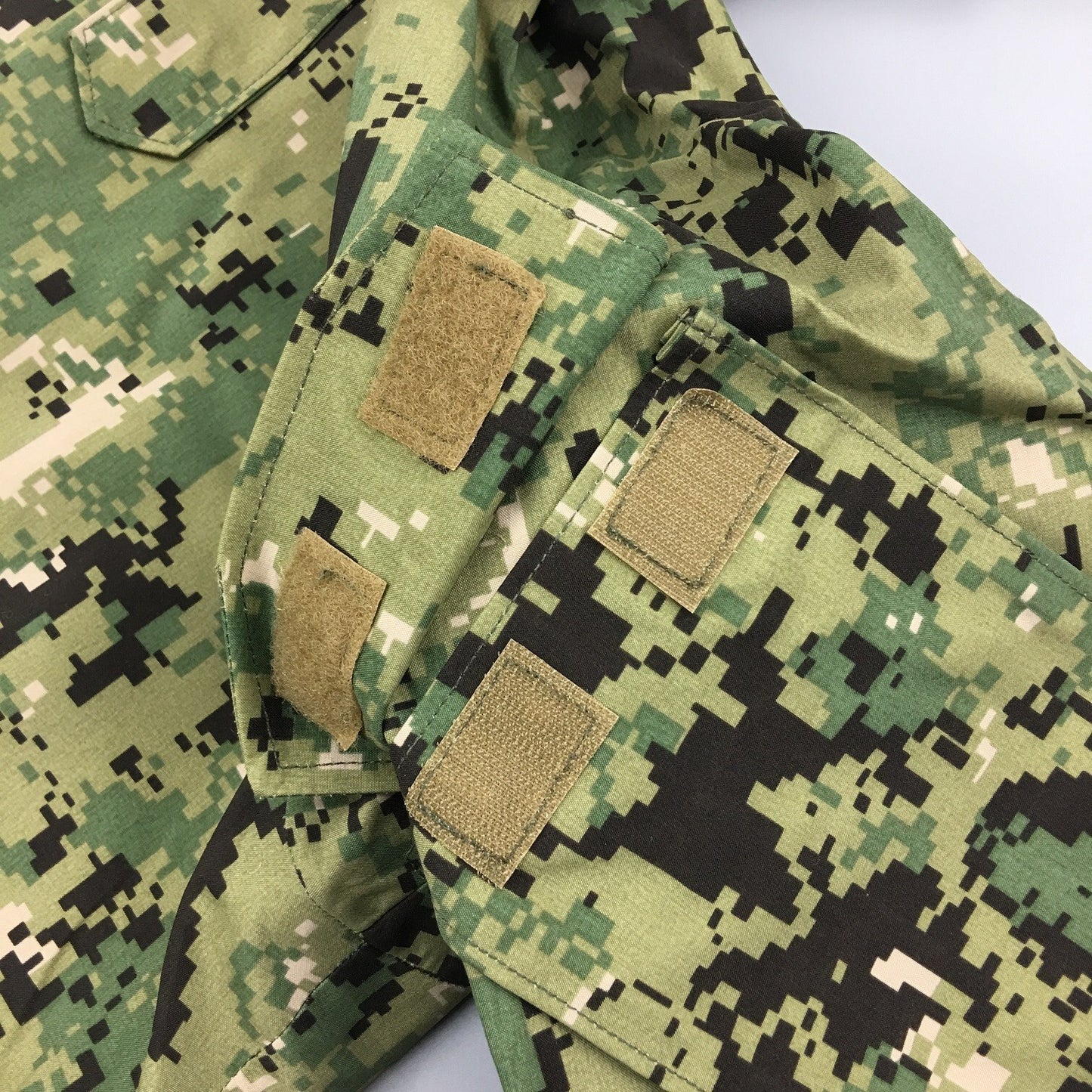 NEW US NAVY NWU Type III  AOR2 Woodland Gore-tex parka jacket size LR