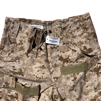 NEW US NAVY NWU Type II  AOR1 desert Goretex pants size MR Medium Regular