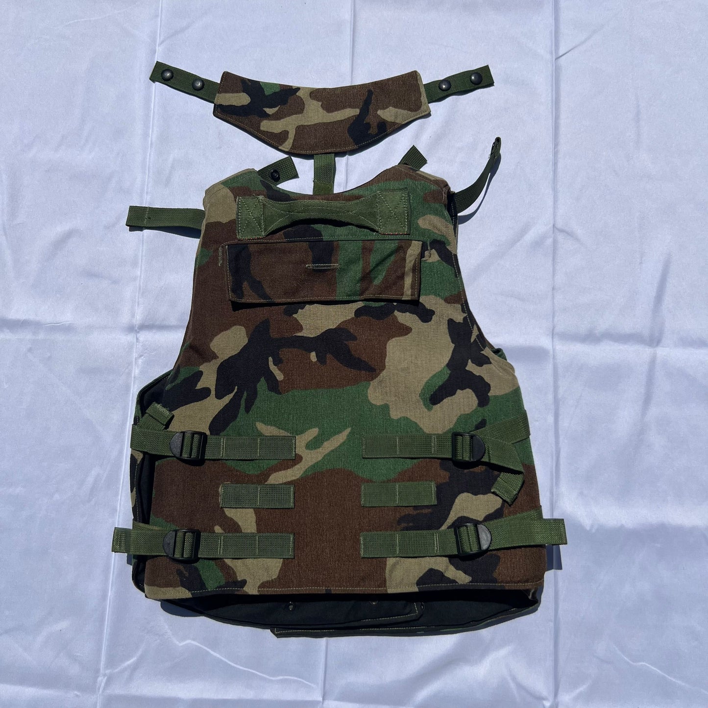 Woodland Base Vest Plate Carrier w/Soft Armor Inserts X-Small XS