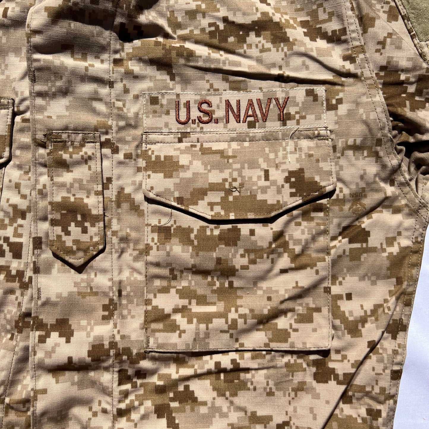 NEW US NAVY NWU Type II  AOR1 desert Shirt Blouse size MR Medium Regular