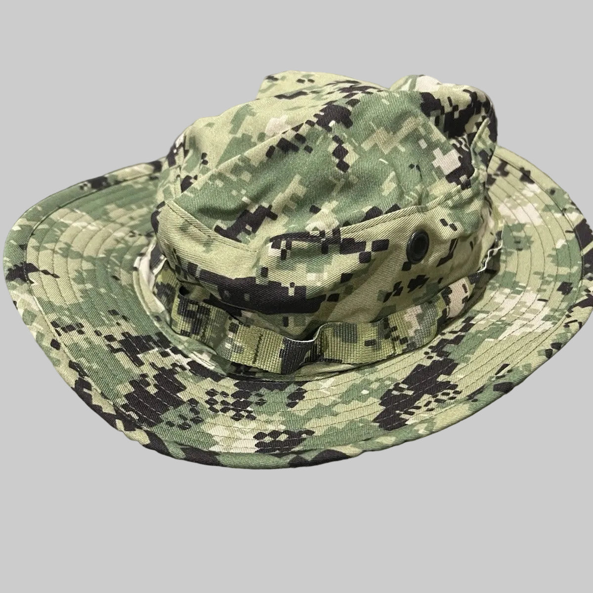 New US Navy AOR2 Boonie Hat NWU Type III Woodland GI Issue L (Sun Cover)
